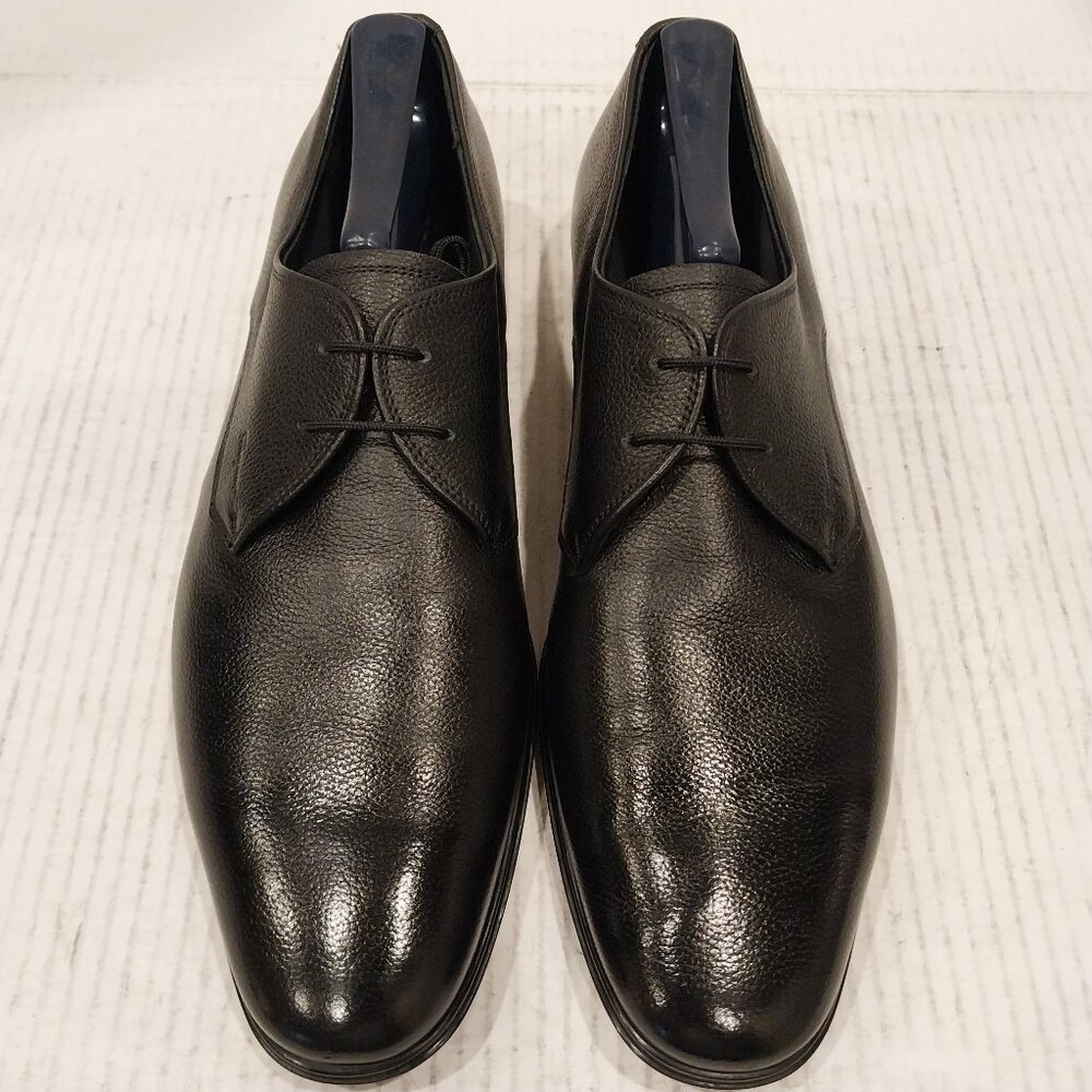 SALVATORE FERRAGAMO men's size 8.5 D black Derby.